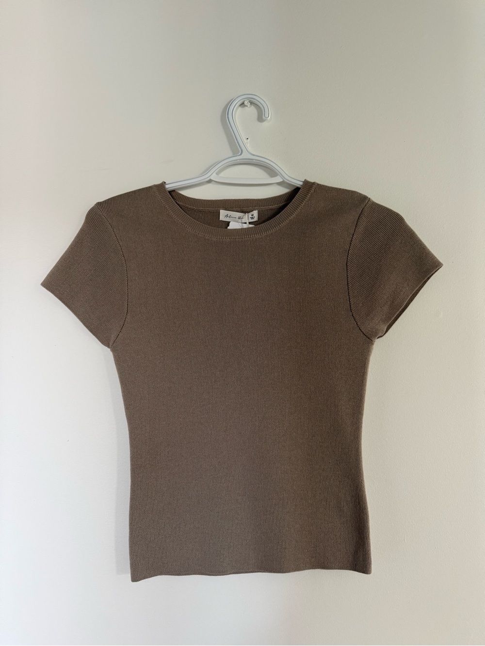 Active USA Brown Short-Sleeve Crewneck Top